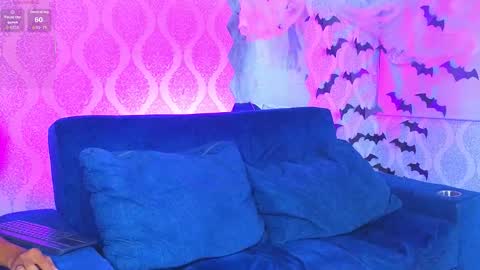 hotcouple_222 online show from October 2025 07:31:02 AM