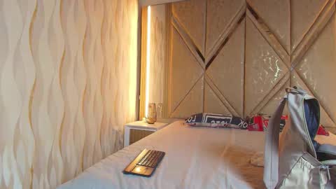 hotcouple_222 online show from March 2026 07:25:02 AM