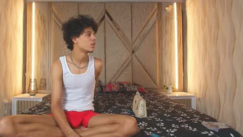 hotcouple_222 online show from May 2026 01:30:02 PM