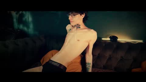 Snapshot of hotdogswaitingaports chatting on March 2026 02:45:01 PM Archi Stewart online show from March 2026 02:45:01 PM