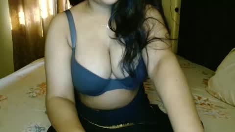 Snapshot of hoteliza6 chatting on November 2025 09:01:02 AM Eliza i dont show face in any show online show from November 2025 09:01:02 AM