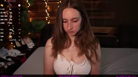 hotfrecklesgirl online show from June 2026 12:09:02 PM