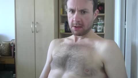 Snapshot of hotgardenersexy chatting on April 2026 07:09:01 AM Le jardinier sexy online show from April 2026 07:09:01 AM