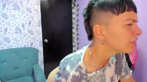 hannah online show from September 2025 02:27:01 AM