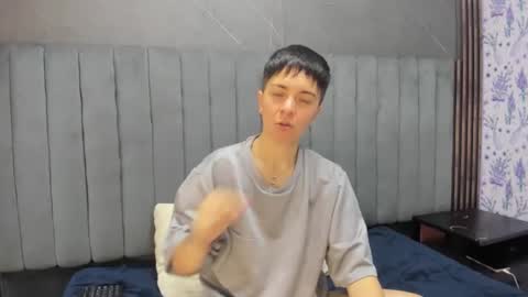 hannah online show from December 2025 02:40:01 AM