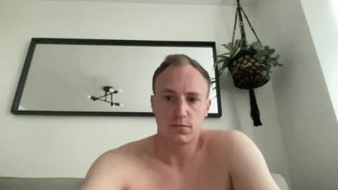 hotholby86 online show from June 2026 07:27:02 PM