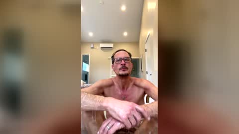 hothorneydad74 online show from February 2026 01:43:01 PM