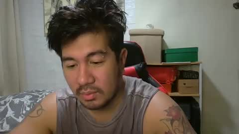 Snapshot of hothunkybear23 chatting on December 2024 01:58:02 AM Khel online show from December 2024 01:58:02 AM