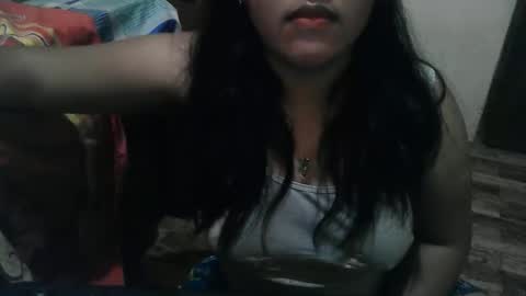 hotiemorenagurl18 online show from September 2025 02:42:02 PM