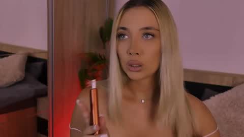 Maria online show from August 2026 12:18:02 PM