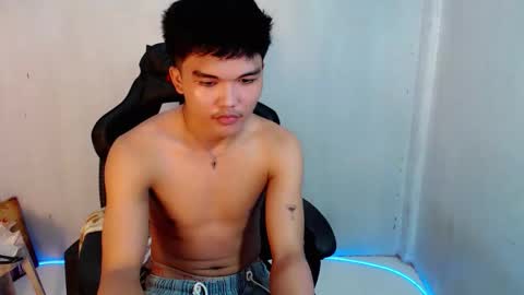 hotking_cummer online show from February 2026 12:36:02 PM