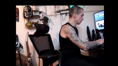 hotkinkytat online show from December 2024 06:49:02 PM