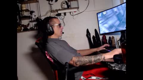 hotkinkytat online show from November 2025 12:49:01 PM