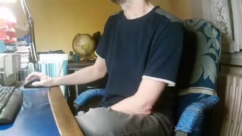 hotleopold online show from April 2026 10:14:02 PM