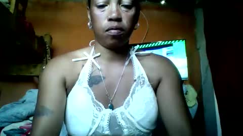 HotLilie online show from May 2026 12:01:02 PM