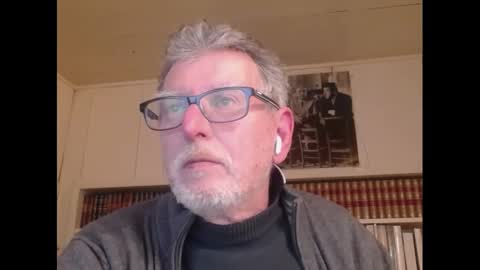 Snapshot of hotlux_54 chatting on February 2025 09:07:02 PM hotlux_54 online show from February 2025 09:07:02 PM