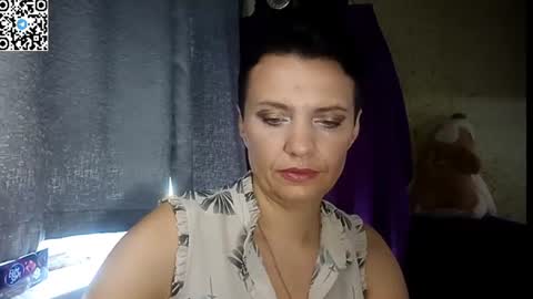 hotmamaqueen234 online show from June 2026 12:33:02 PM