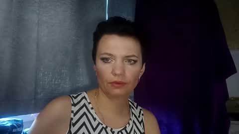 hotmamaqueen234 online show from July 2026 07:52:01 AM