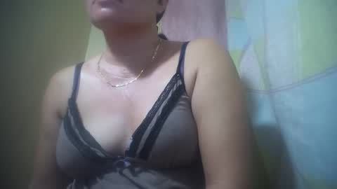 Snapshot of hotmatureladyxxx chatting on November 2025 08:40:01 PM hotmatureladyxxx online show from November 2025 08:40:01 PM