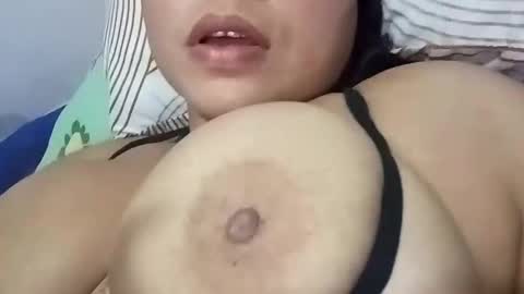 Snapshot of hotmaturelatin chatting on February 2025 10:50:01 PM JADE online show from February 2025 10:50:01 PM