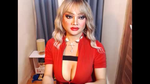 Snapshot of hotmistressmorgana chatting on February 2025 07:13:01 AM morgana online show from February 2025 07:13:01 AM