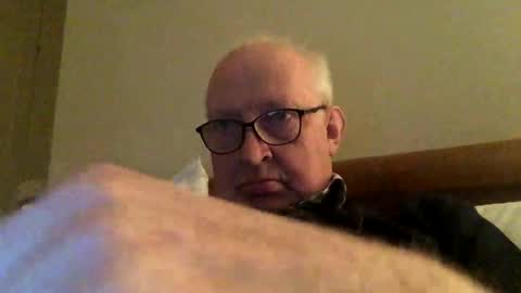 hotmuff99 online show from December 2024 05:40:02 PM