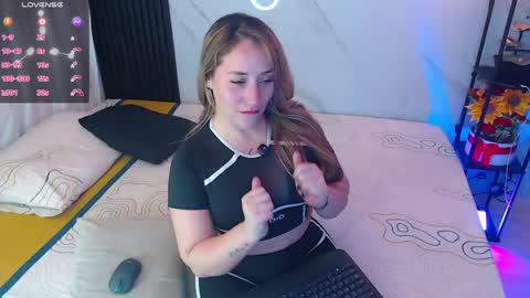 Sussy Bloom  online show from March 2026 06:19:01 AM