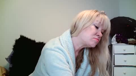 Snapshot of hotpepperrose chatting on February 2025 05:07:02 PM hotpepperose online show from February 2025 05:07:02 PM