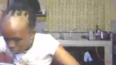 Snapshot of hotsassyqueen219667 chatting on July 2026 06:12:01 PM Kichuna online show from July 2026 06:12:01 PM