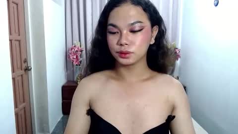 hotsiren101 online show from December 2025 07:44:01 PM