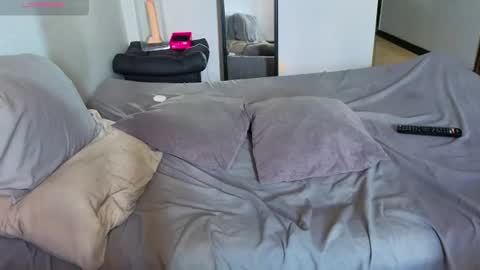 Andres online show from August 2026 07:38:02 PM