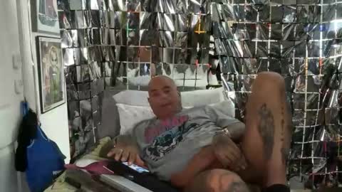 hotstuff775616 online show from April 2026 01:49:01 AM