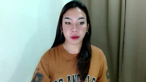 Snapshot of hott_cumforyou chatting on November 2025 10:37:01 PM jelaigrande online show from November 2025 10:37:01 PM