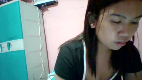 Snapshot of hottie_aniya05 chatting on February 2025 01:30:02 PM hottie_aniya05 online show from February 2025 01:30:02 PM