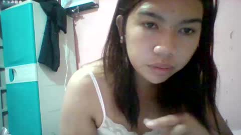 Snapshot of hottie_aniya05 chatting on February 2025 10:53:01 PM hottie_aniya05 online show from February 2025 10:53:01 PM