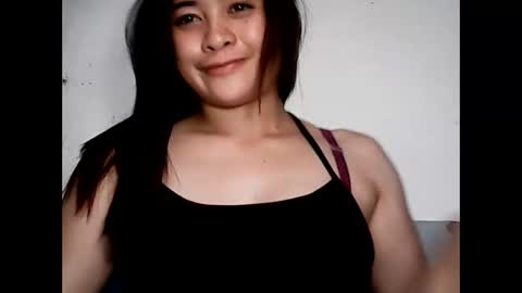 Snapshot of hottie_asianbabe chatting on October 2025 01:41:02 AM Leen online show from October 2025 01:41:02 AM