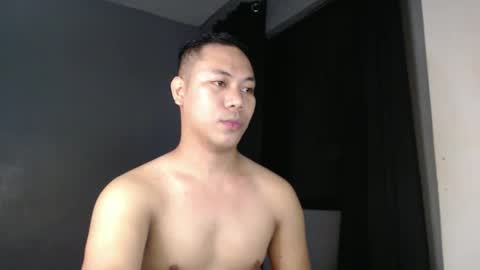hottie_kyle69 online show from May 2026 12:21:01 PM
