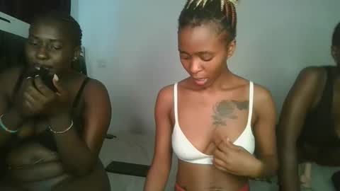 hottie_mistie online show from May 2026 11:15:01 AM