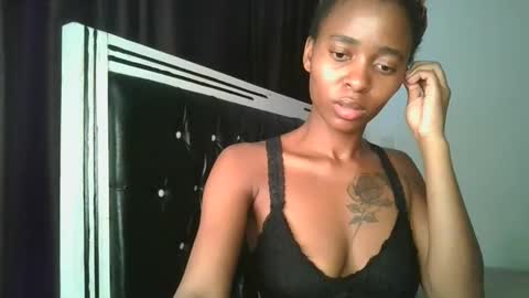 hottie_mistie online show from May 2026 10:21:01 AM