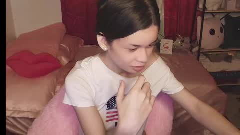 Snapshot of hottie_rhaffa chatting on March 2026 05:52:01 PM Terra online show from March 2026 05:52:01 PM