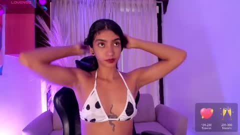 Snapshot of hottie_veronica chatting on July 2026 08:13:02 PM Veronica independent model online show from July 2026 08:13:02 PM