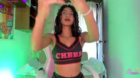 Snapshot of hottie_veronica chatting on July 2026 08:11:01 PM Veronica independent model online show from July 2026 08:11:01 PM