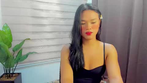 Snapshot of hottieelijah760282 chatting on September 2025 12:16:01 PM Maxine online show from September 2025 12:16:01 PM