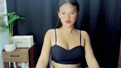 Snapshot of hottieelijah760282 chatting on November 2025 06:35:02 AM Maxine online show from November 2025 06:35:02 AM