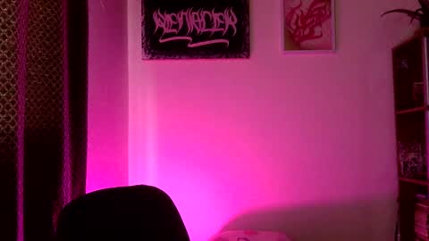 Snapshot of hottietat4u chatting on February 2025 03:58:01 PM Tat online show from February 2025 03:58:01 PM