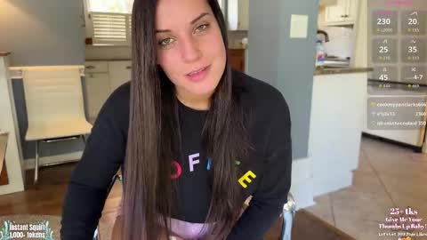 Snapshot of hottmay chatting on November 2025 06:51:01 PM --- Dana May online show from November 2025 06:51:01 PM