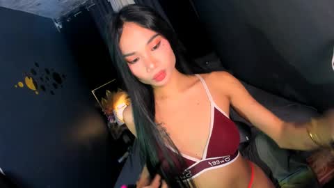Snapshot of hotty_jane chatting on May 2026 07:10:02 PM Hi i am Jane half vietnamese and half pinay and would like to meet good person here XOXO online show from May 2026 07:10:02 PM