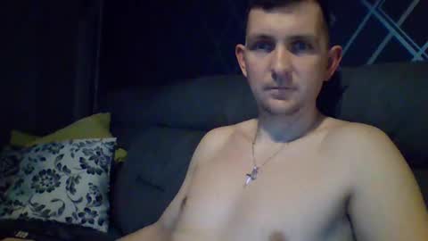 hotuk86 online show from February 2025 09:27:02 PM