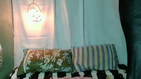 hotwetmommaxxx online show from October 2025 09:39:02 PM