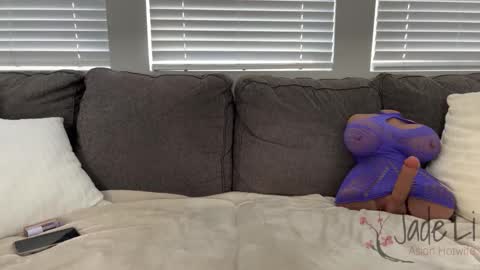 Jade Li online show from November 2025 09:19:02 PM